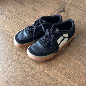 Splay 101 Blackboard barefoot minimal sneakers